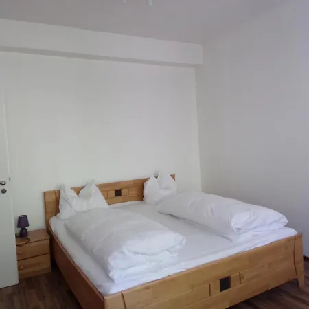 Apartment Linden 4 *